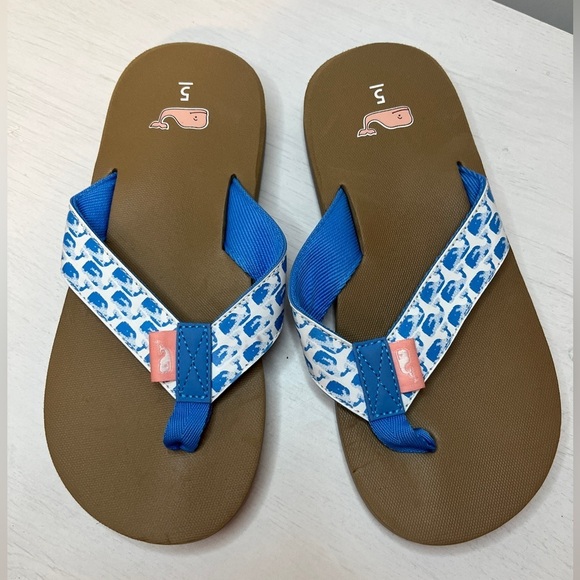 Vineyard Vines Watercolor Whale Blue Thong Flip Flops Sandals sz 5 - Picture 2 of 10